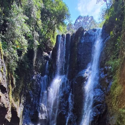 ragia Falls Hike